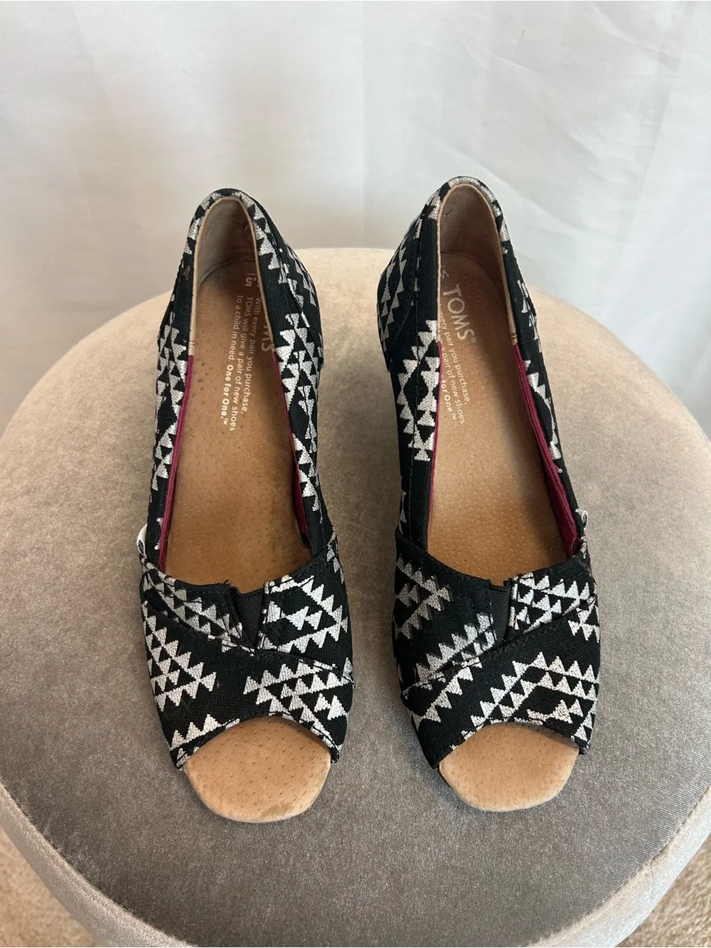 Toms black silver